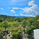 Houston 3* Radovljica