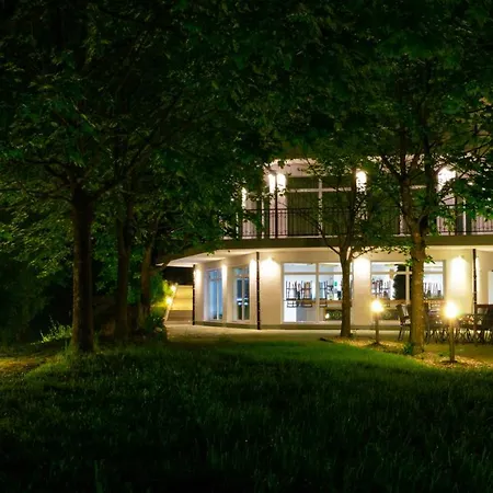 Pensionat Houston 3*