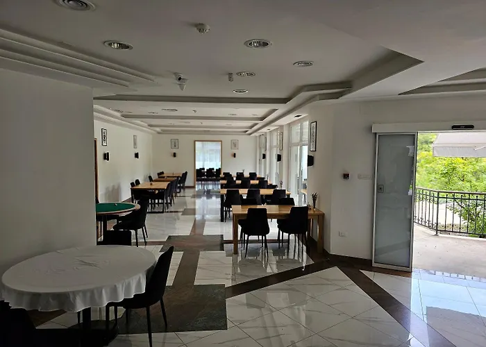 Houston Konukevi Radovljica